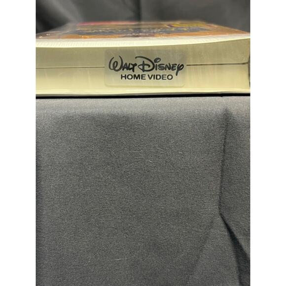 The Hunchback Of Notre Dame VHS Sealed / New Video Tape Clamshell - Picture 3 of 4